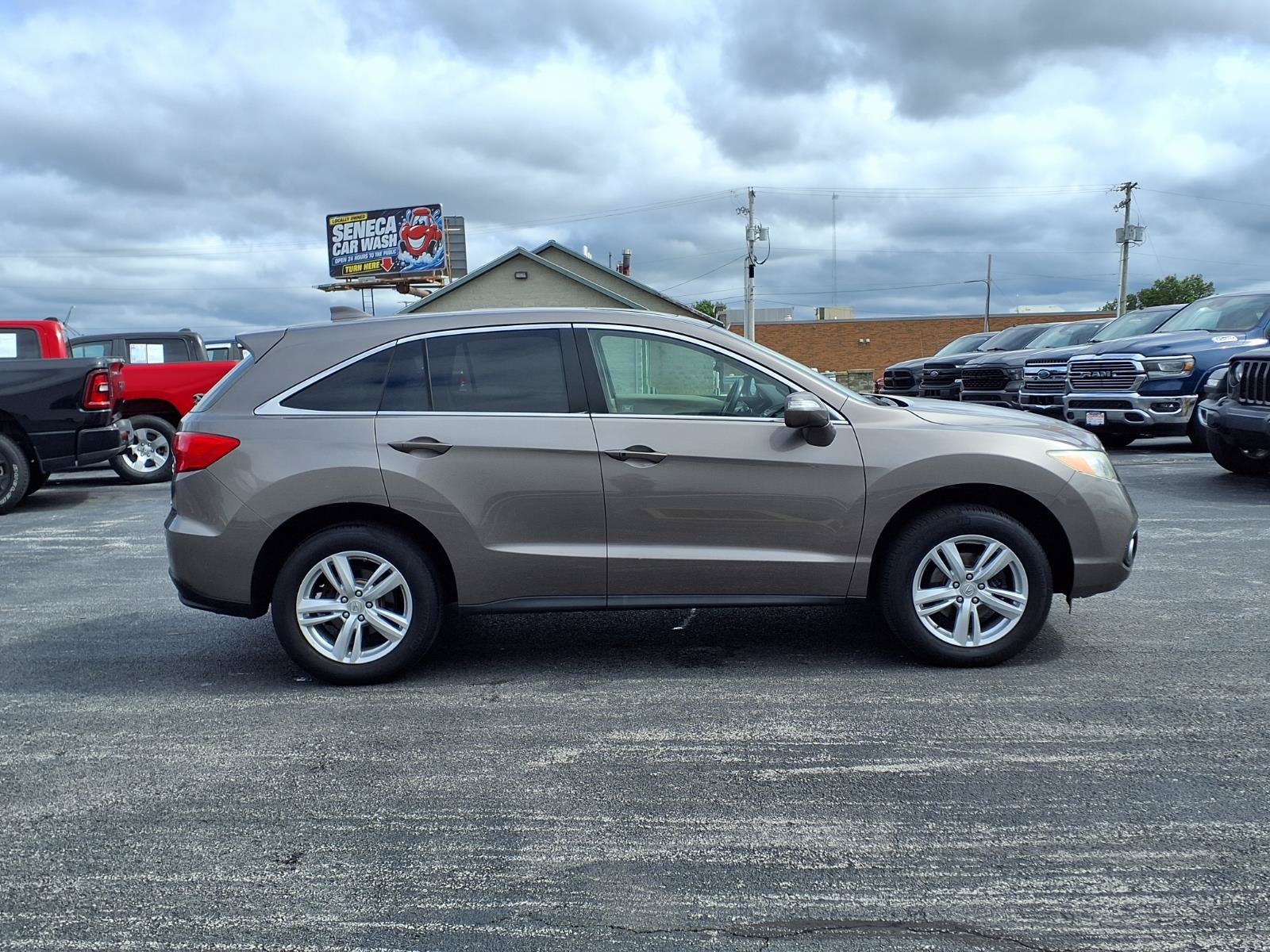 Used 2013 Acura RDX w/ Technology Package AWD/4WD image 4