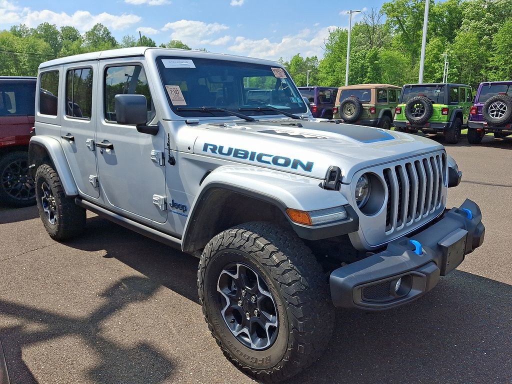 Used 2023 Jeep Wrangler Unlimited Rubicon 4xe AWD/4WD image 4