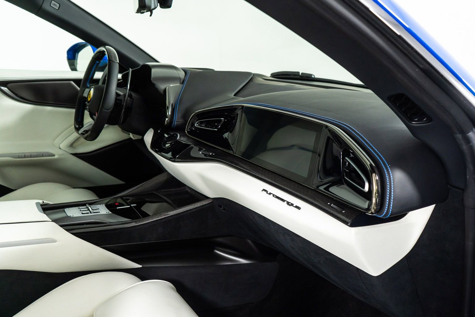 Certified 2025 Ferrari Purosangue image 38