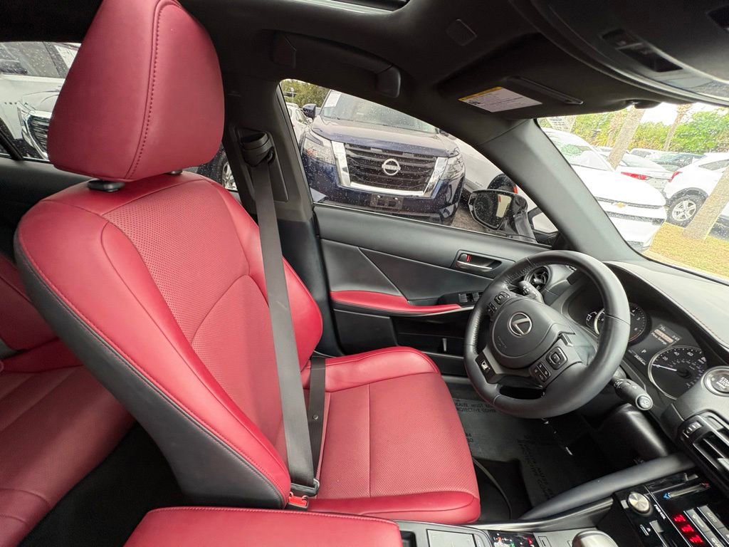 Used 2023 Lexus IS 300 w/ Comfort Package RWD image 26