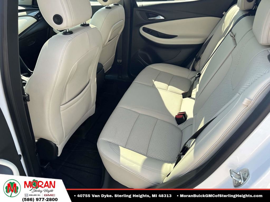 Certified 2021 Buick Encore GX Essence w/ Experience Buick Package FWD image 11