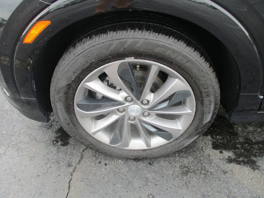 Certified 2021 Buick Encore GX Preferred w/ Sport Touring Package FWD image 15