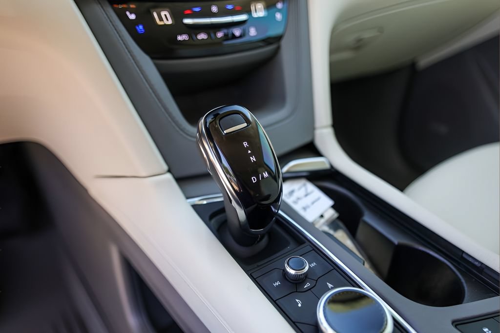 Certified 2026 Cadillac XT5 Premium Luxury w/ Driver Assist Package FWD image 19