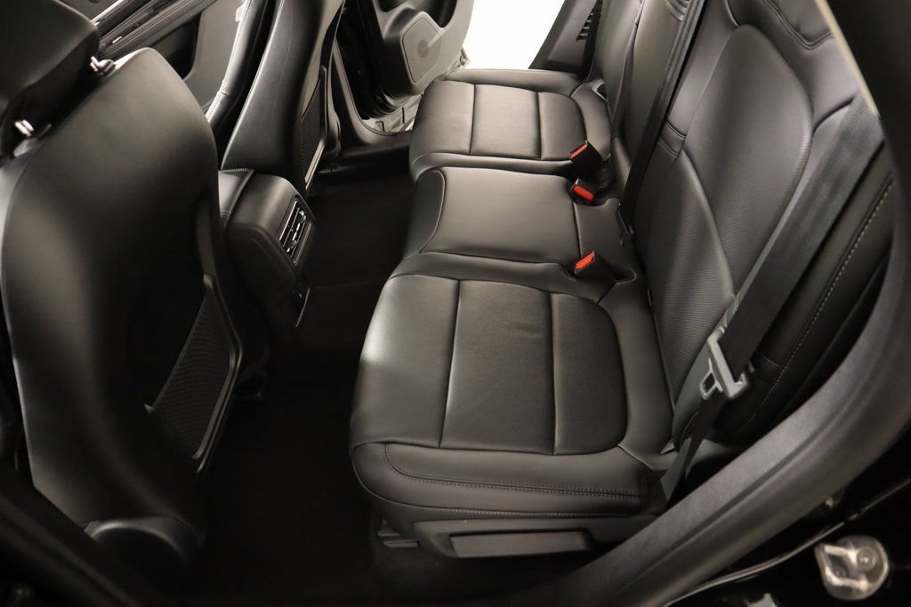 New 2025 Lincoln Corsair Grand Touring AWD/4WD image 13
