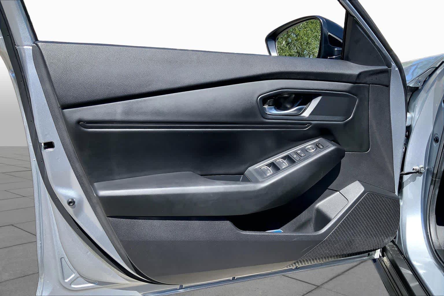 Used 2025 Honda Accord SE image 22