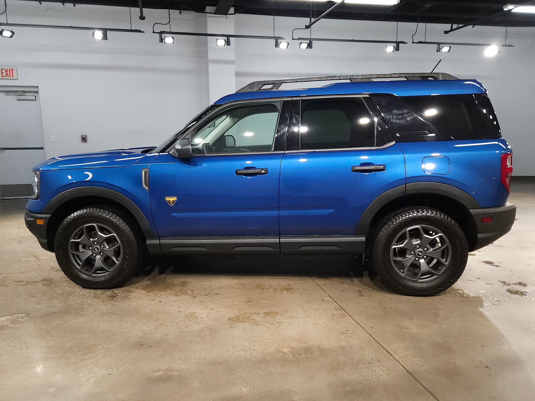 Used 2023 Ford Bronco Sport Badlands image 4