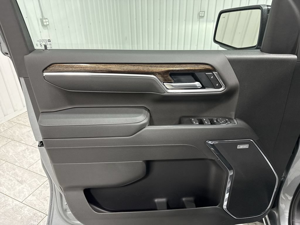 New 2026 GMC Sierra 1500 Elevation w/ Elevation Premium Package AWD/4WD image 23
