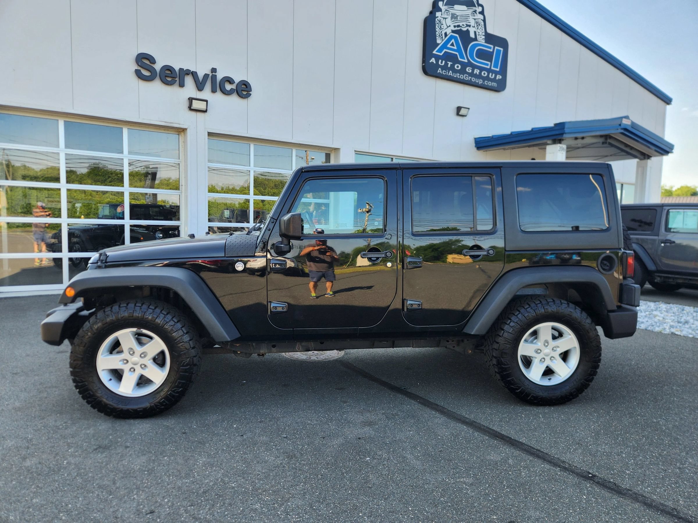 Used 2017 Jeep Wrangler Unlimited Sport w/ Quick Order Package 24S AWD/4WD image 8
