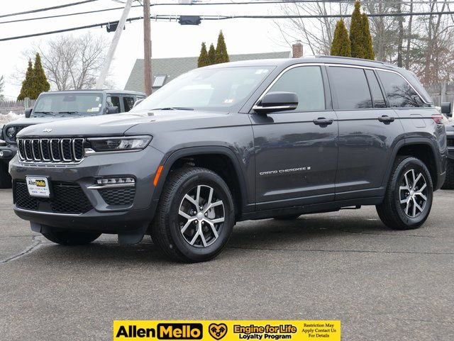 Used 2025 Jeep Grand Cherokee Limited w/ Trailer Tow Package