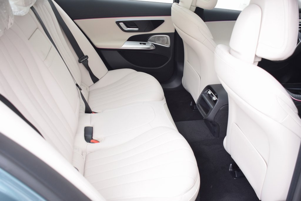 New 2026 Mercedes-Benz E 350 Sedan image 18