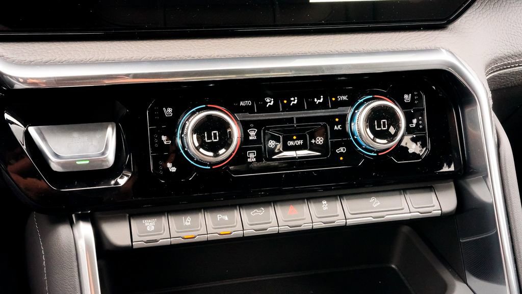 New 2026 GMC Sierra 2500 Denali w/ Denali Reserve Package image 21