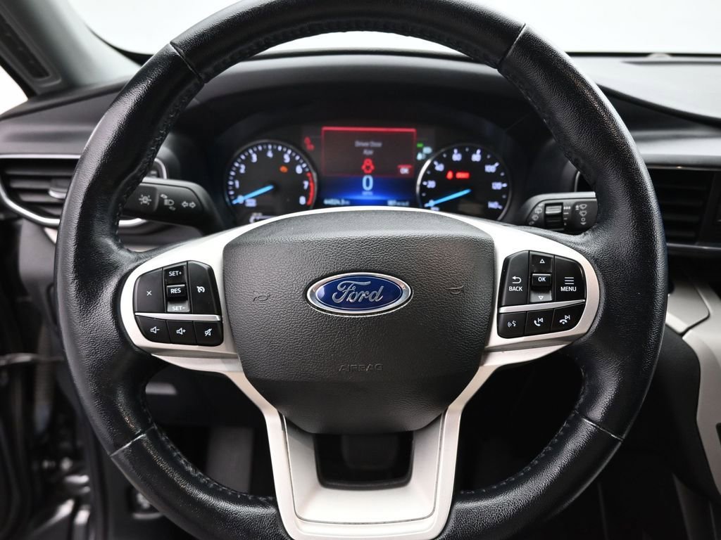 Certified 2022 Ford Explorer XLT w/ Equipment Group 202A image 14