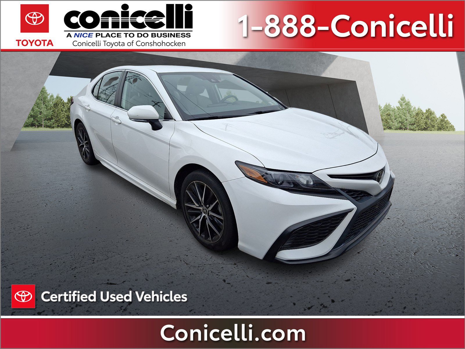 Certified 2022 Toyota Camry SE AWD/4WD image 1