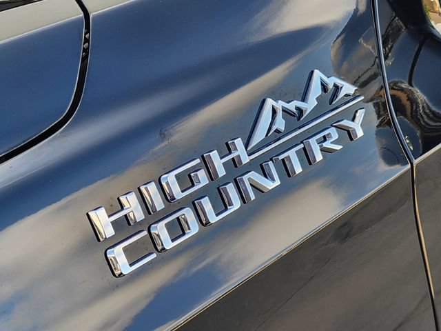 Used 2023 Chevrolet Suburban High Country w/ Max Trailering Package AWD/4WD image 10