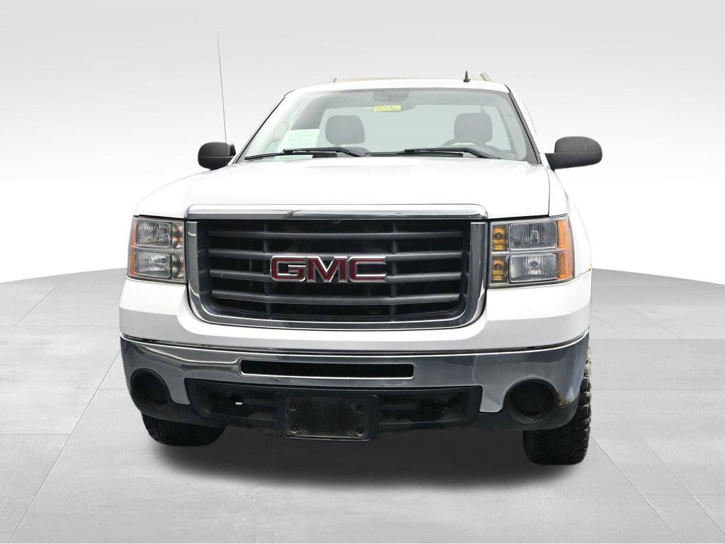 Used 2009 GMC Sierra 2500 W/T w/ Snow Plow Prep Package AWD/4WD image 8