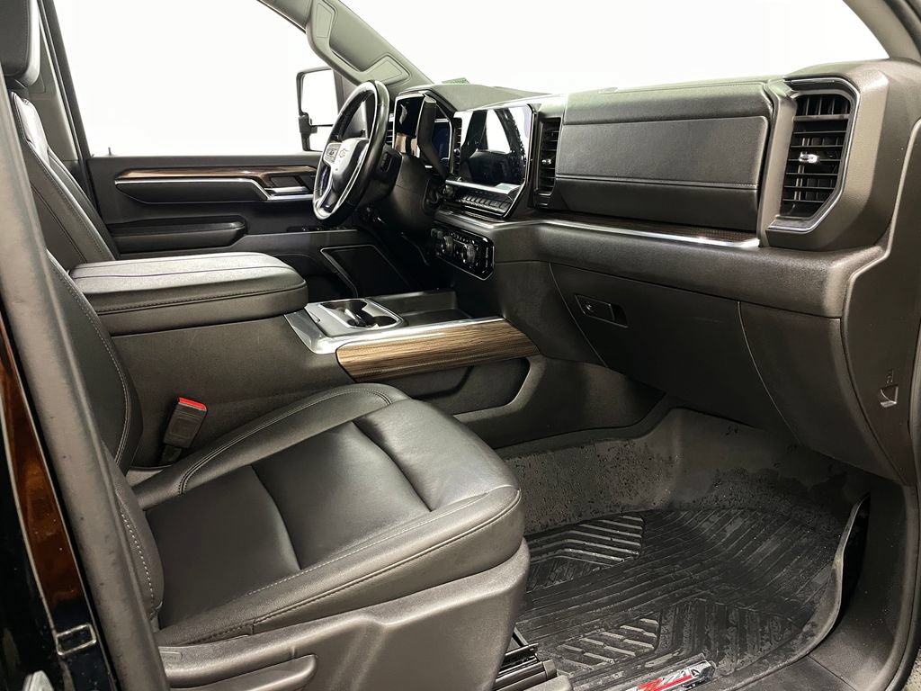 Certified 2025 Chevrolet Silverado 2500 LT w/ Safety Package AWD/4WD image 40