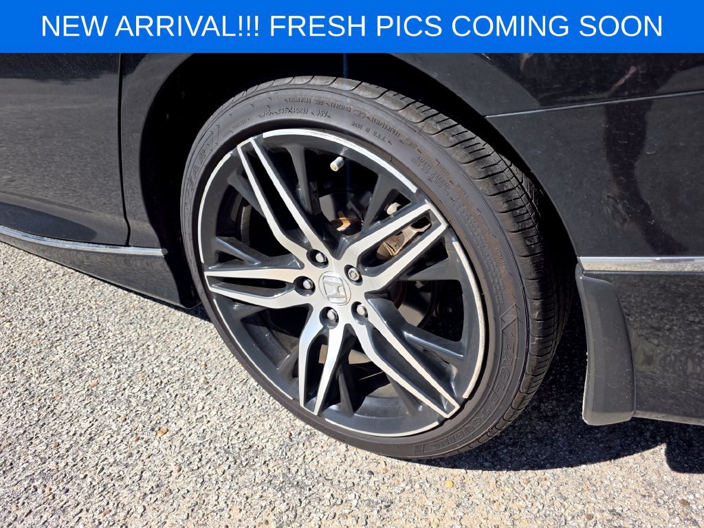 Used 2021 Honda Accord Touring image 6