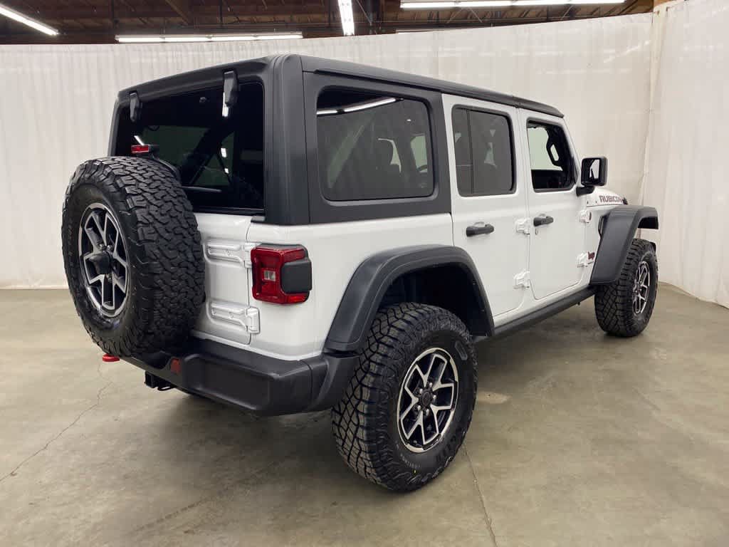 Used 2025 Jeep Wrangler Unlimited Rubicon AWD/4WD image 6