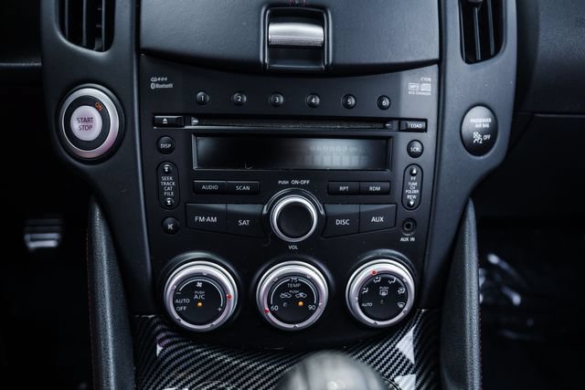Used 2010 Nissan 370Z Touring w/ Sport Pkg RWD image 19