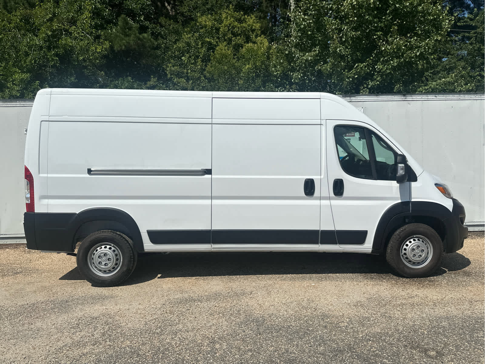 New 2025 RAM ProMaster 2500 w/ Convenience Group image 2