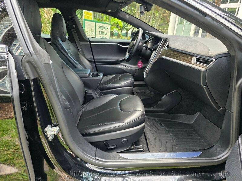 Used 2015 Tesla Model S P90D image 40