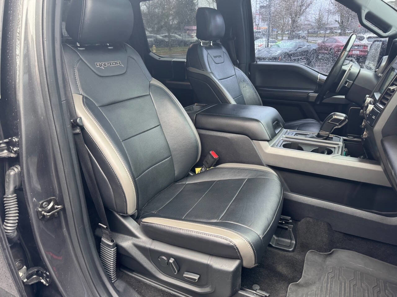 Used 2017 Ford F150 Raptor w/ Equipment Group 802A Luxury image 20