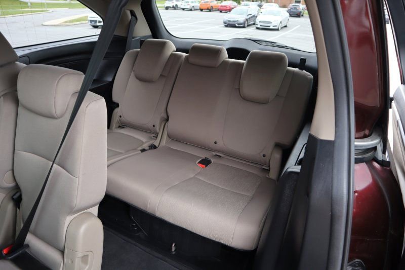 Used 2019 Honda Odyssey EX image 16