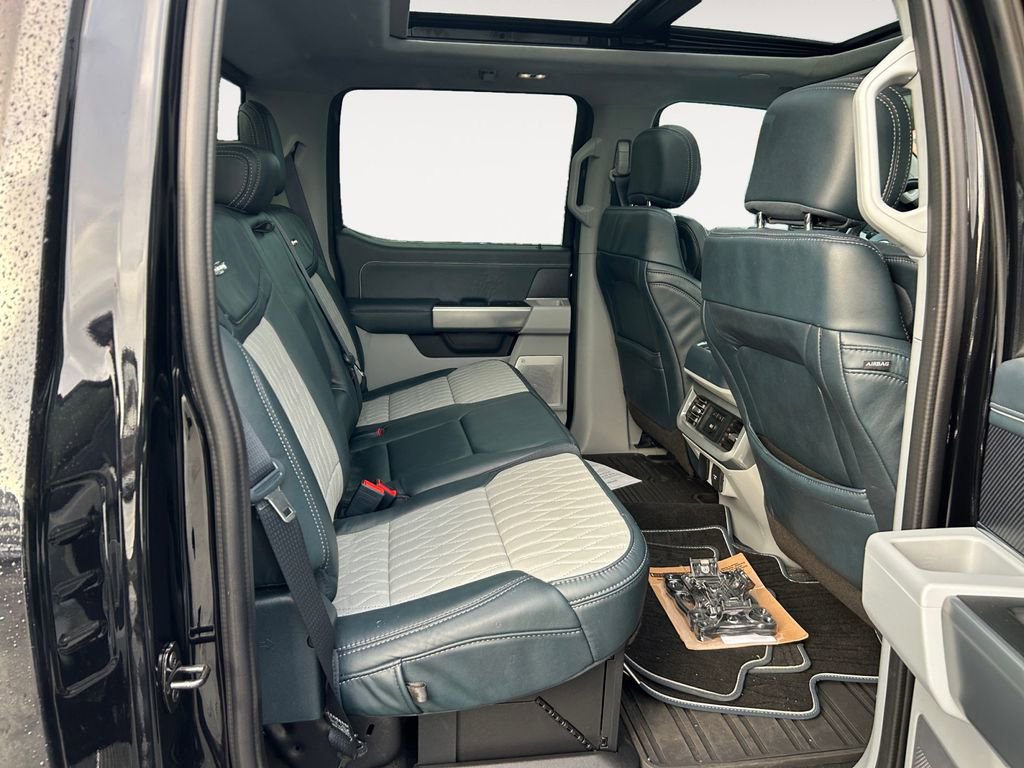 Used 2023 Ford F350 Limited image 11