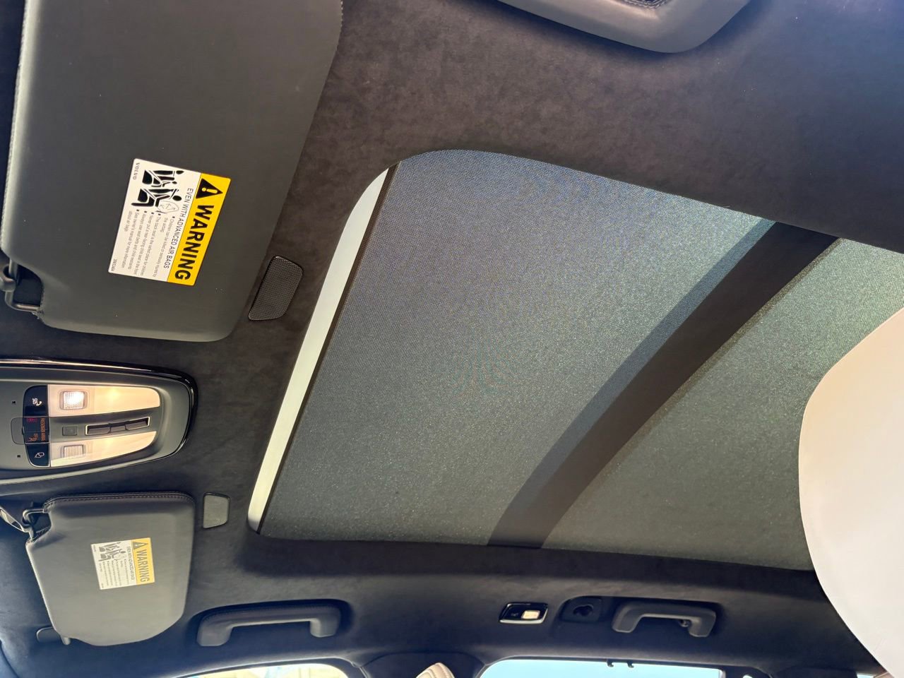 New 2026 Volvo XC90 B6 Ultra w/ Lounge Package image 23