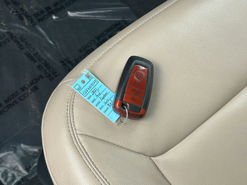 Used 2021 Ford Explorer XLT w/ Equipment Group 202A image 50
