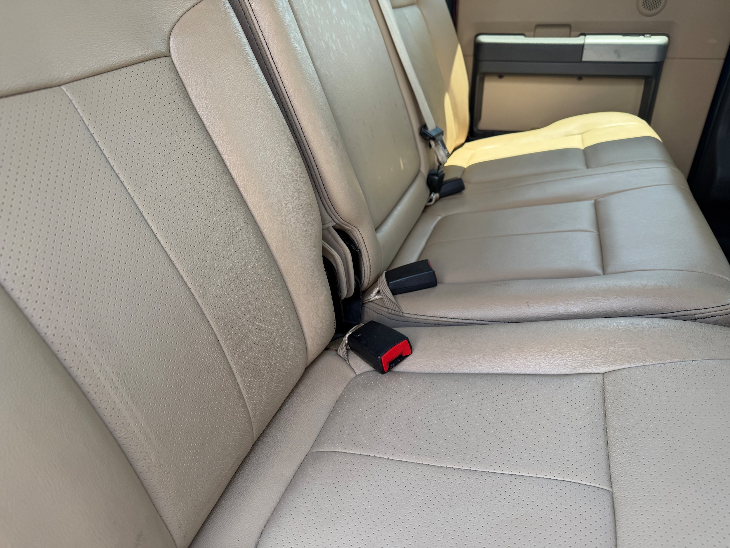 Used 2015 Ford F250 Lariat w/ Lariat Interior Package AWD/4WD image 22
