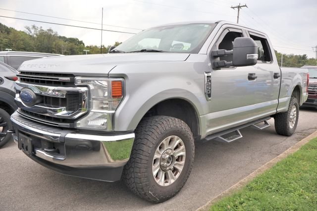 Used 2022 Ford F250 XLT AWD/4WD image 2