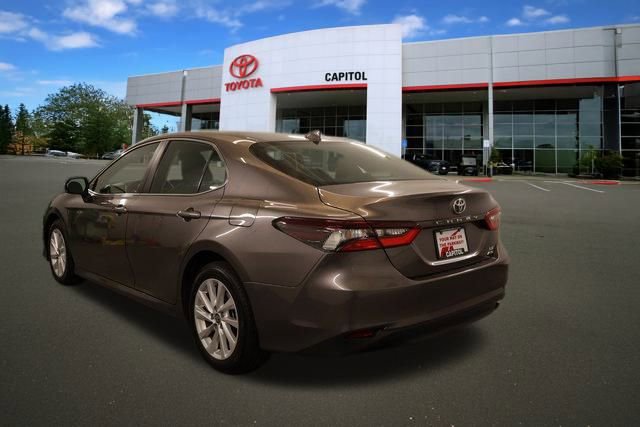 Certified 2024 Toyota Camry LE image 5