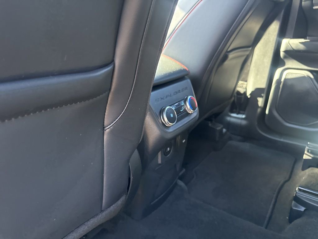 Certified 2025 Ford Explorer ST-Line image 29