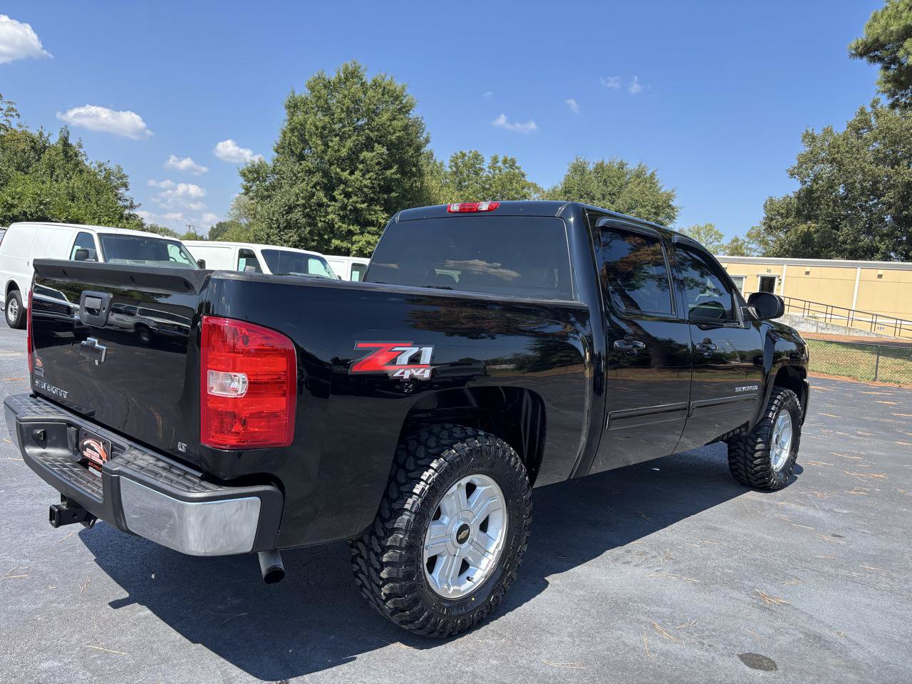 Used 2010 Chevrolet Silverado 1500 LT w/ Power Pack Plus AWD/4WD image 8