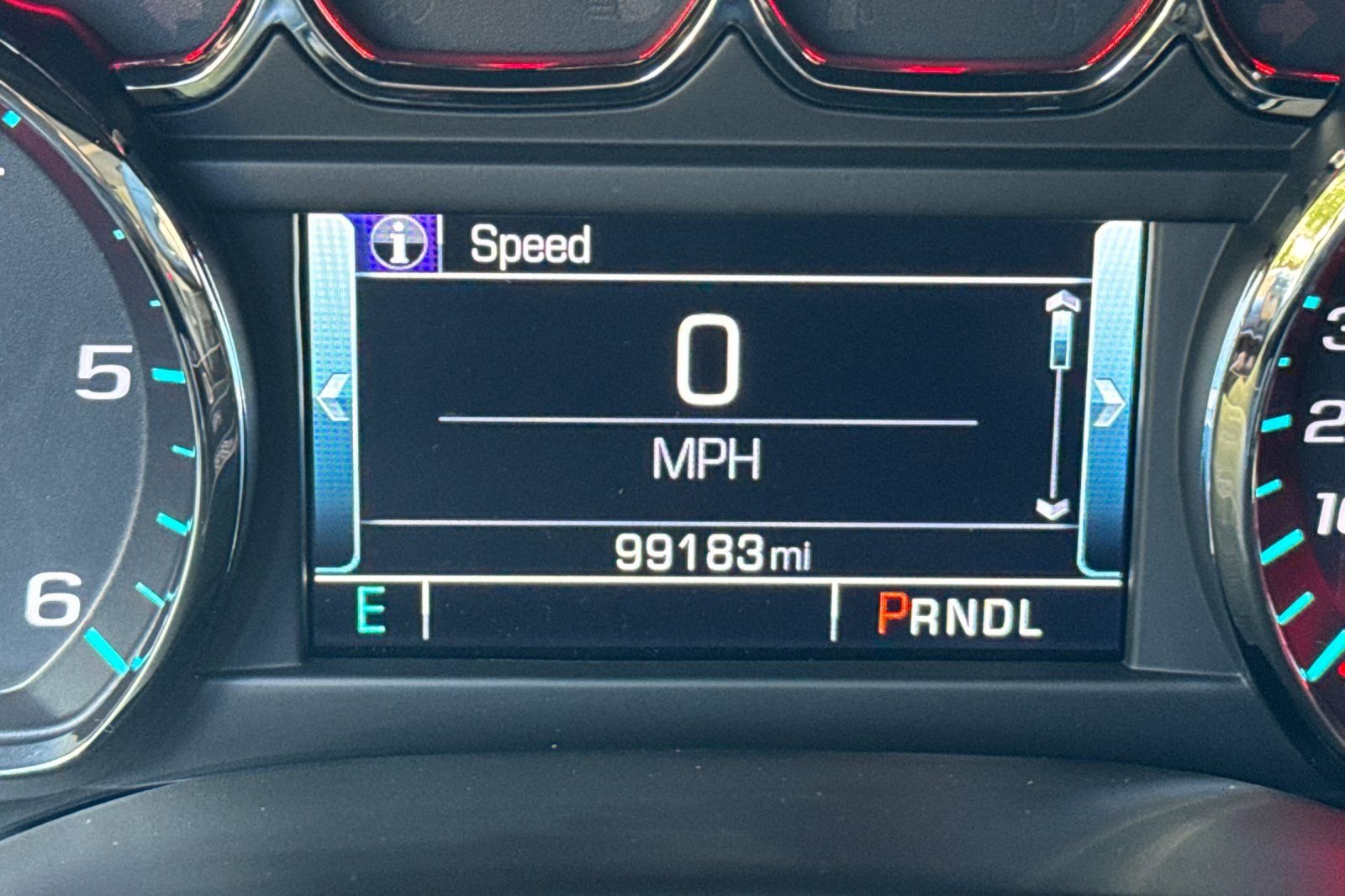 Used 2018 Chevrolet Tahoe LT image 3