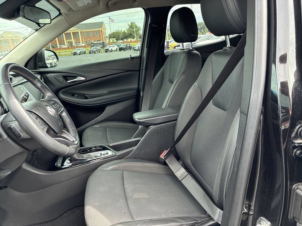 Used 2023 Buick Encore GX Preferred FWD image 11