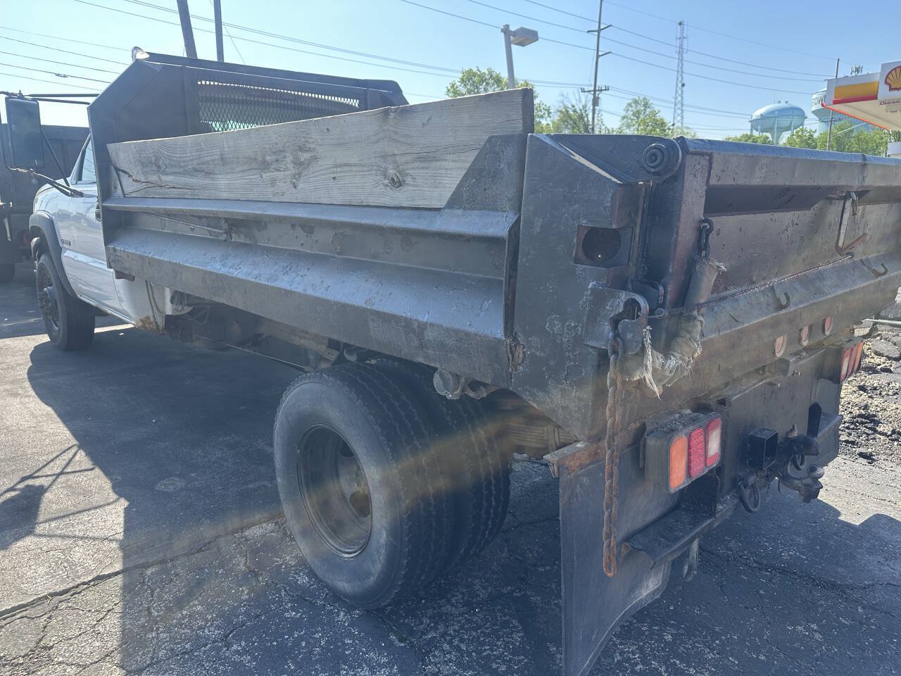 Used 2005 Chevrolet Silverado 3500 2WD Regular Cab image 3