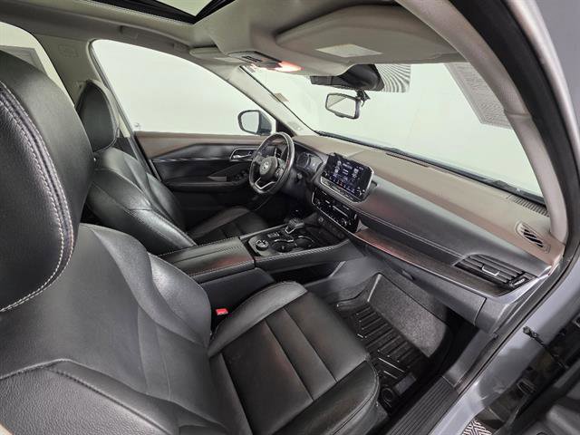 Used 2021 Nissan Rogue SL w/ Premium Package image 15