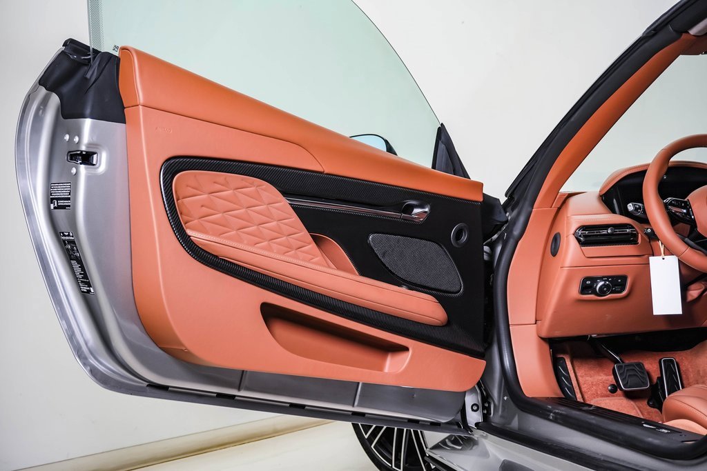 New 2025 Aston Martin DB12 Convertible image 32