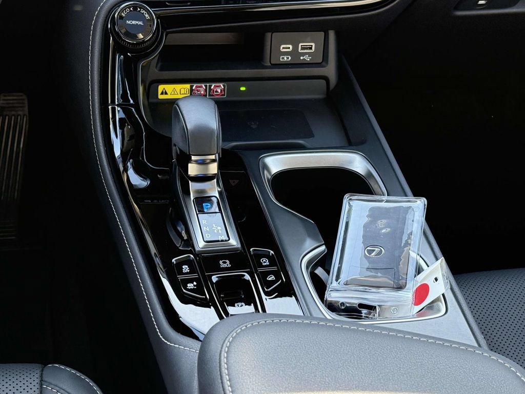Used 2024 Lexus NX 350 AWD image 19