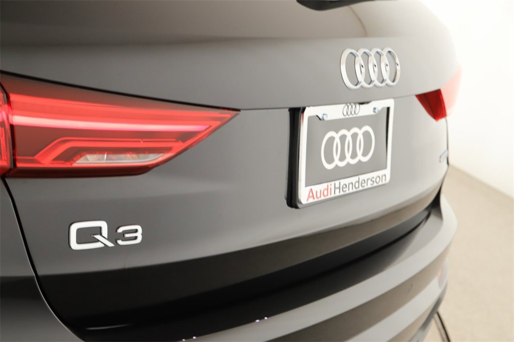 New 2025 Audi Q3 2.0T Premium image 29