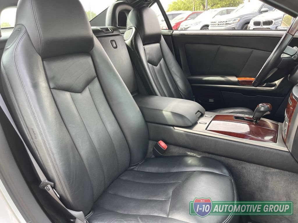 Used 2007 Cadillac XLR RWD image 12