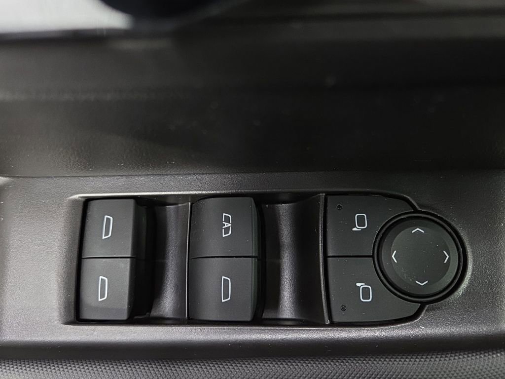 Used 2024 Chevrolet Colorado Z71 w/ Z71 Convenience Package 2 image 33