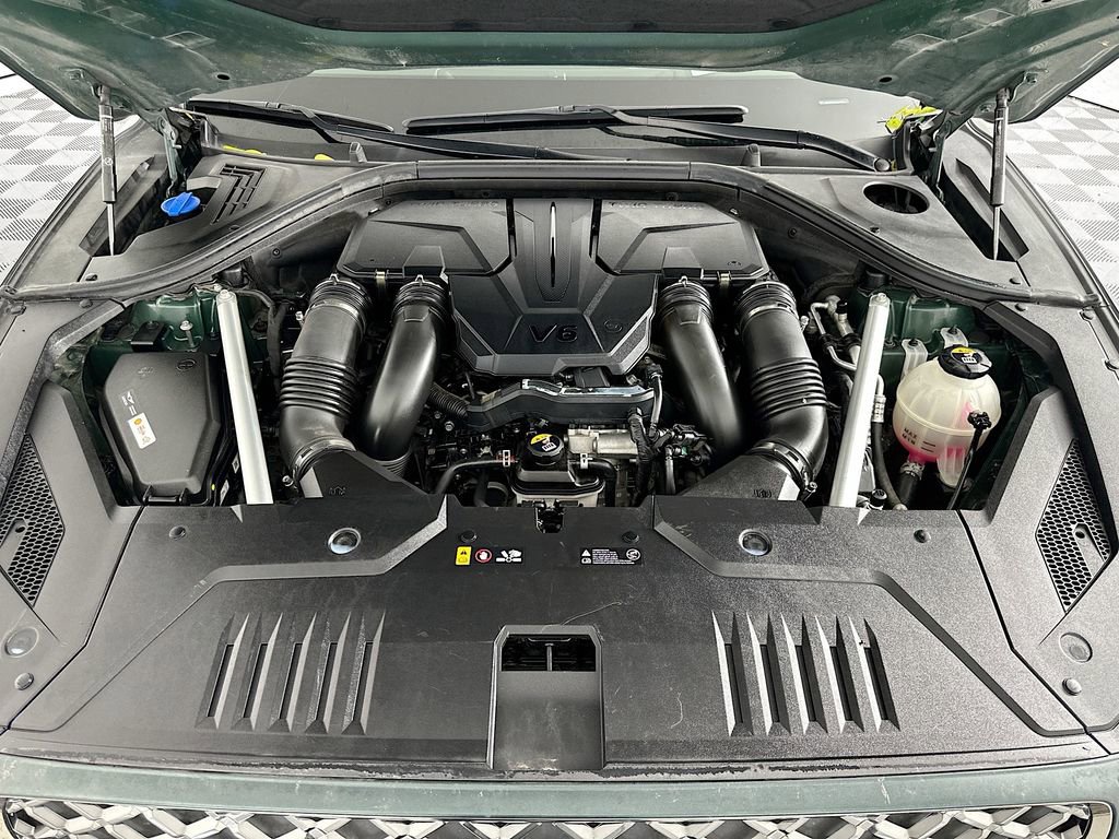 Used 2022 Genesis GV70 3.5T Sport w/ Sport Prestige Package image 31