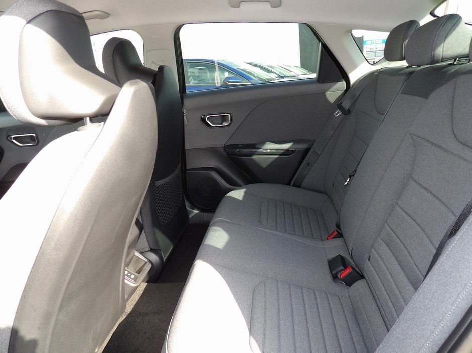 Used 2025 Kia K4 EX FWD image 13