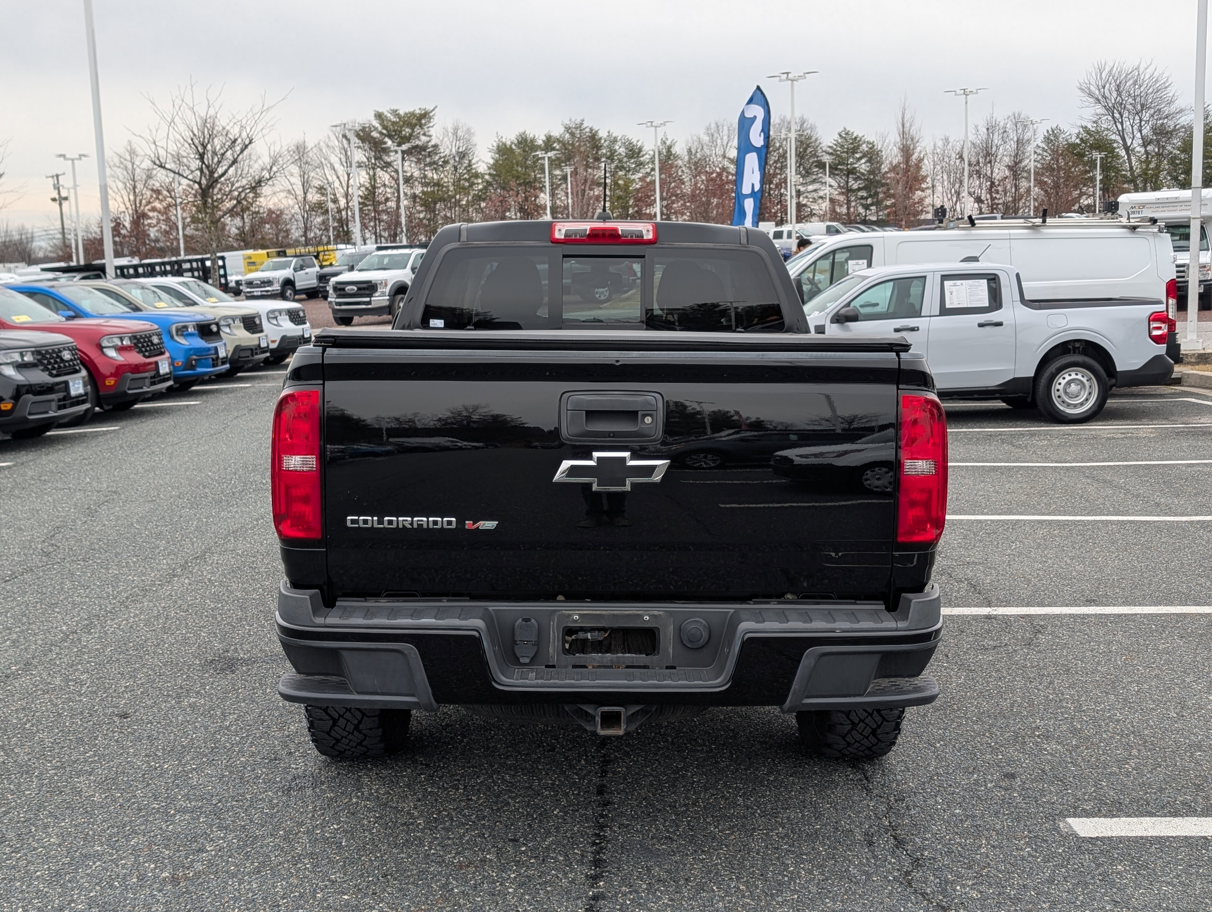 Used 2018 Chevrolet Colorado Z71 w/ Z71 Midnight Edition image 4