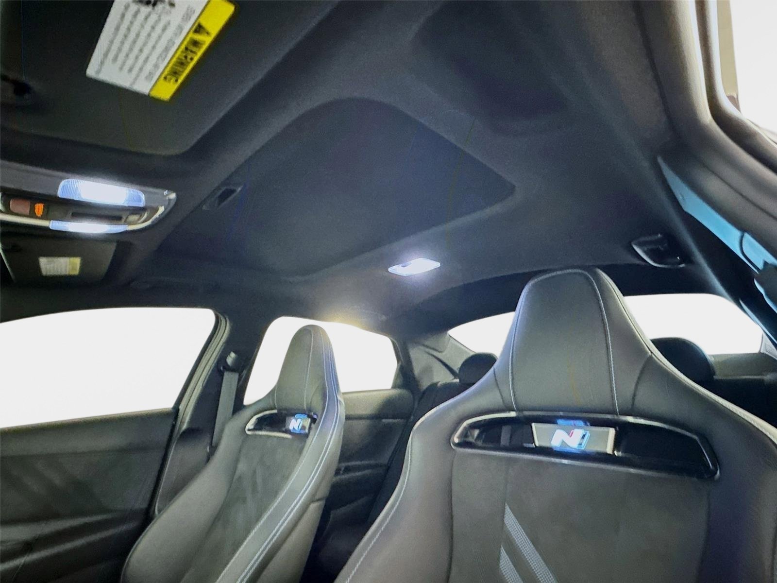 Used 2024 Hyundai Elantra N FWD image 15