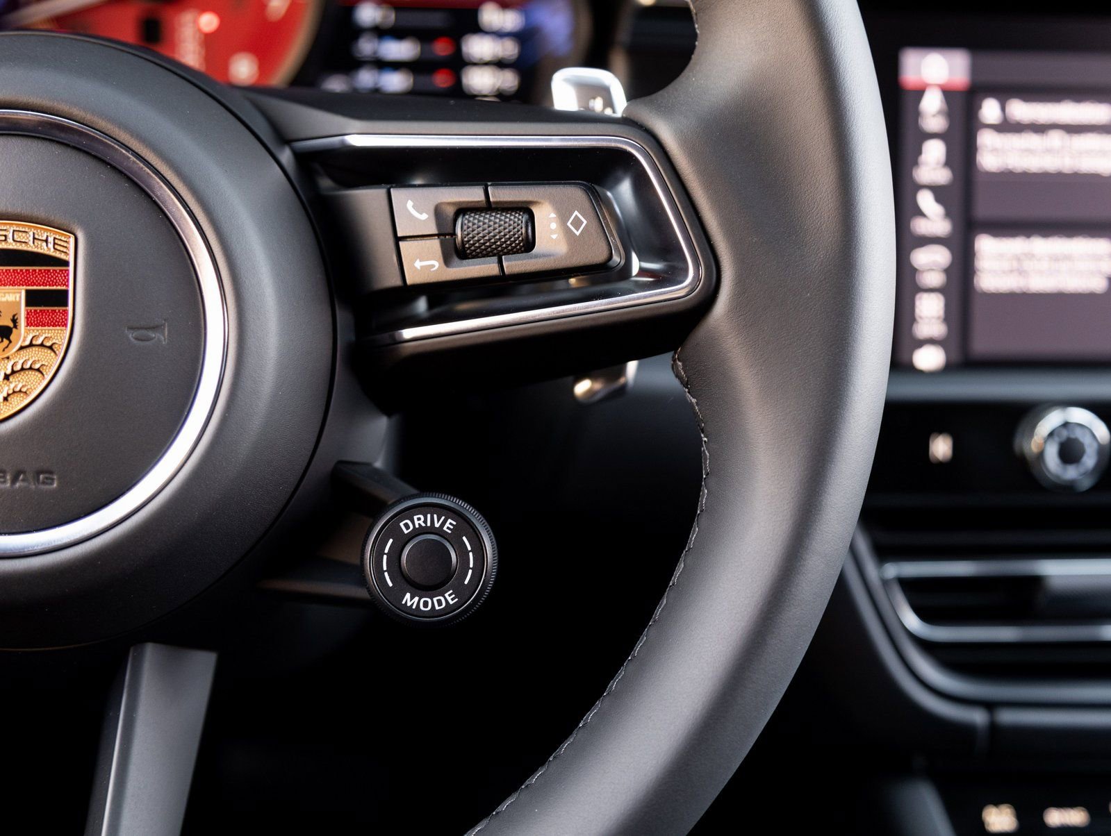 New 2026 Porsche Macan GTS image 16