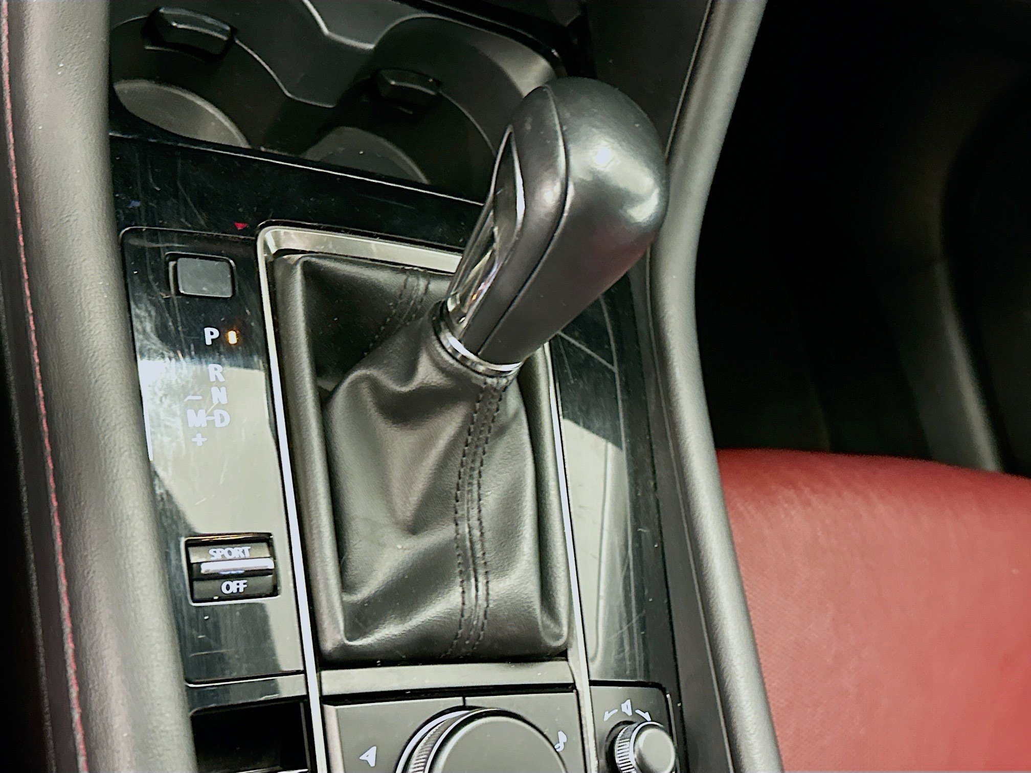 Used 2024 MAZDA MAZDA3 s image 25